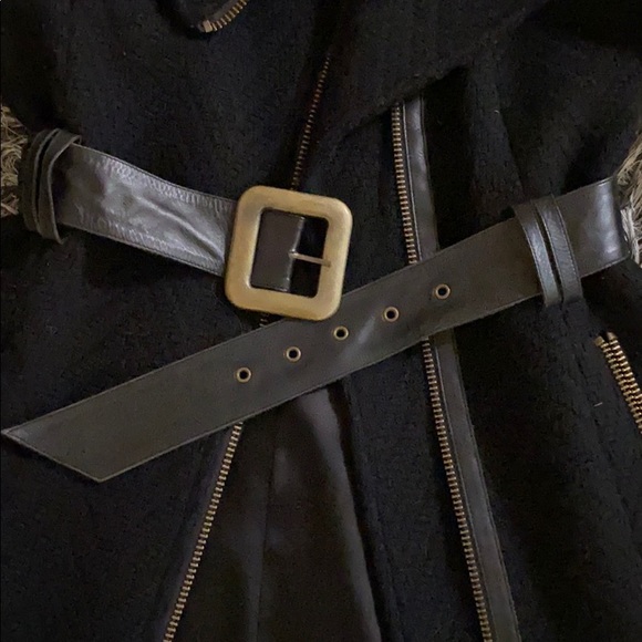 Mackage women’s wool coat w/leather belt &details - Picture 5 of 8